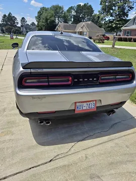 2017 Dodge Challenger SXT Plus