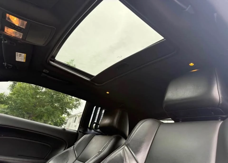2017 Dodge Challenger 3rd Gen - Image 14 of 19