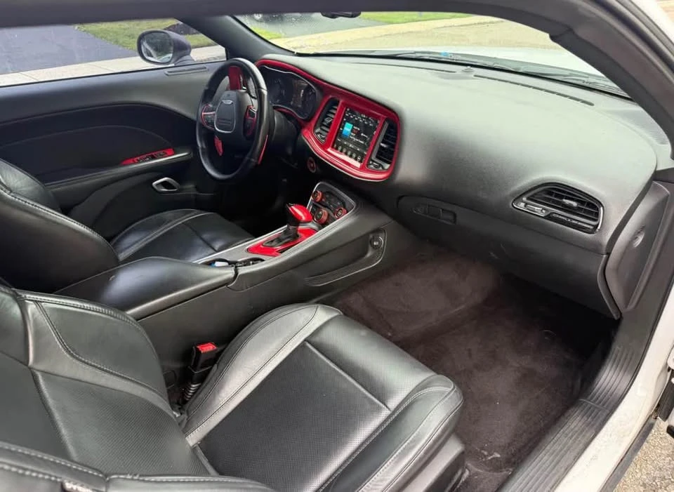 2017 Dodge Challenger 3rd Gen - Image 11 of 19