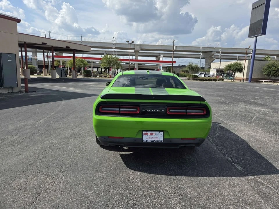 2017 Dodge Challenger 3rd Gen - Image 4 of 16