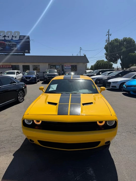 2017 Dodge Challenger 3rd Gen - Image 2 of 10