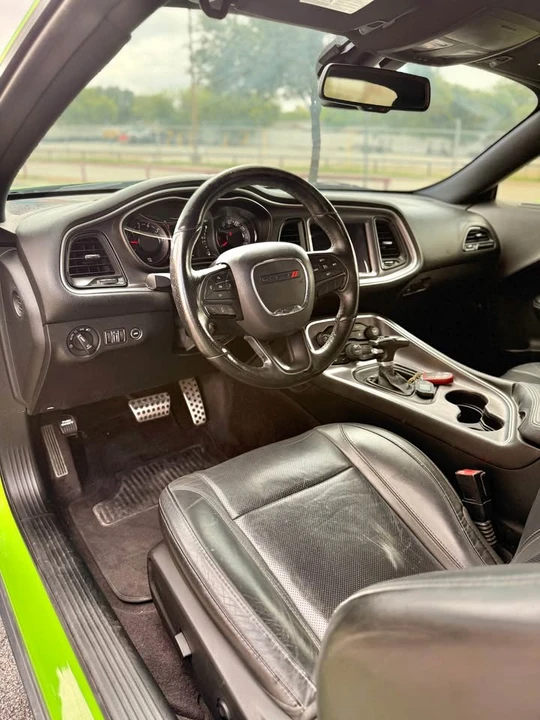 2017 Dodge Challenger 3rd Gen - Image 9 of 16