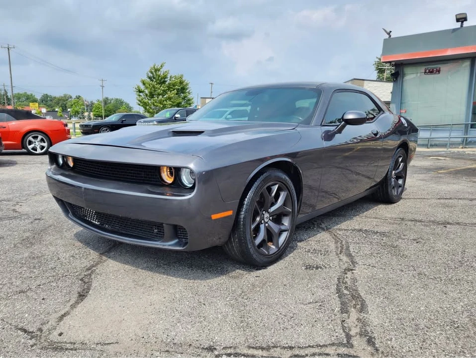 2017 Dodge Challenger 3rd Gen - Image 7 of 17