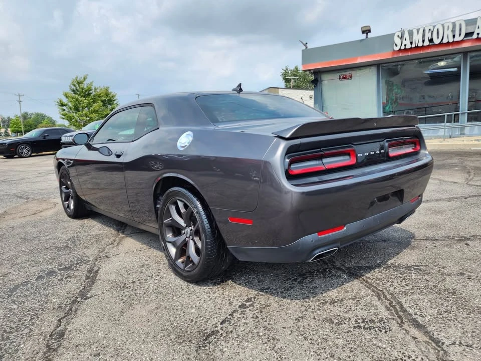 2017 Dodge Challenger 3rd Gen - Image 10 of 17