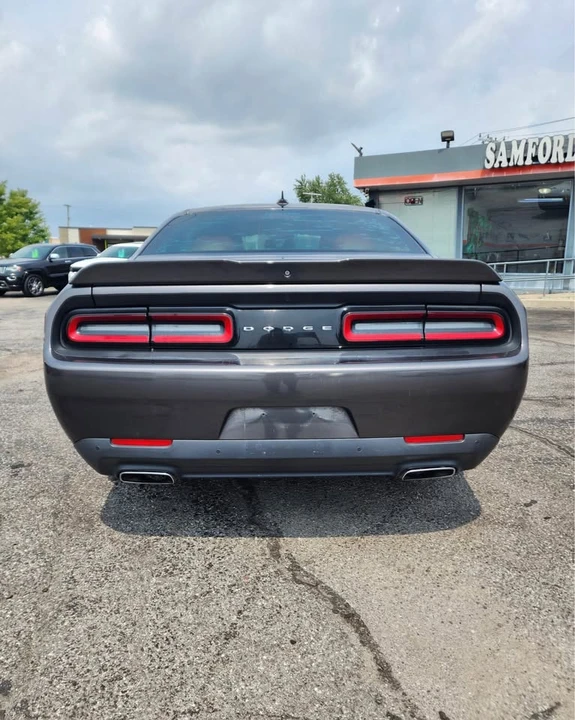 2017 Dodge Challenger 3rd Gen - Image 12 of 17