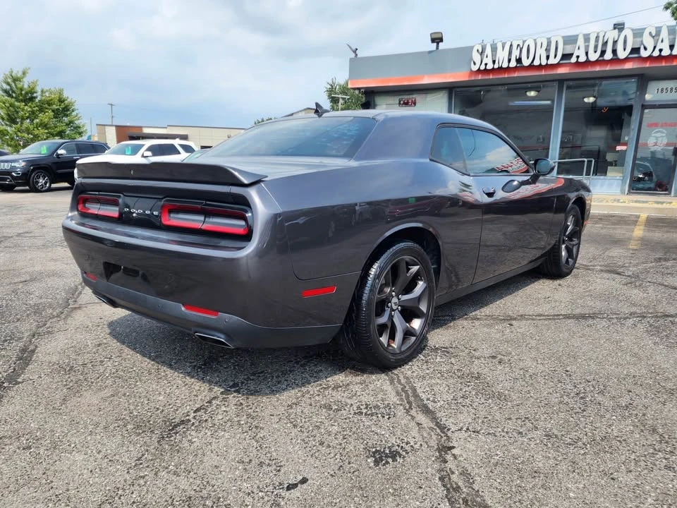 2017 Dodge Challenger 3rd Gen - Image 5 of 17