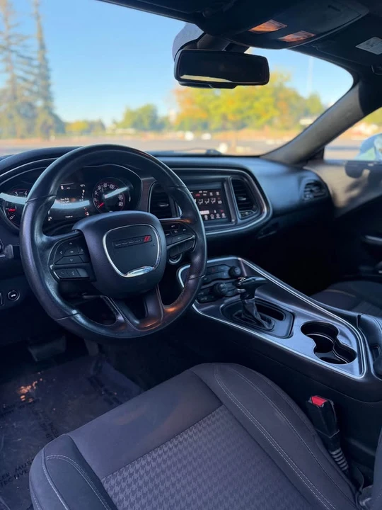 2017 Dodge Challenger 3rd Gen - Image 8 of 12