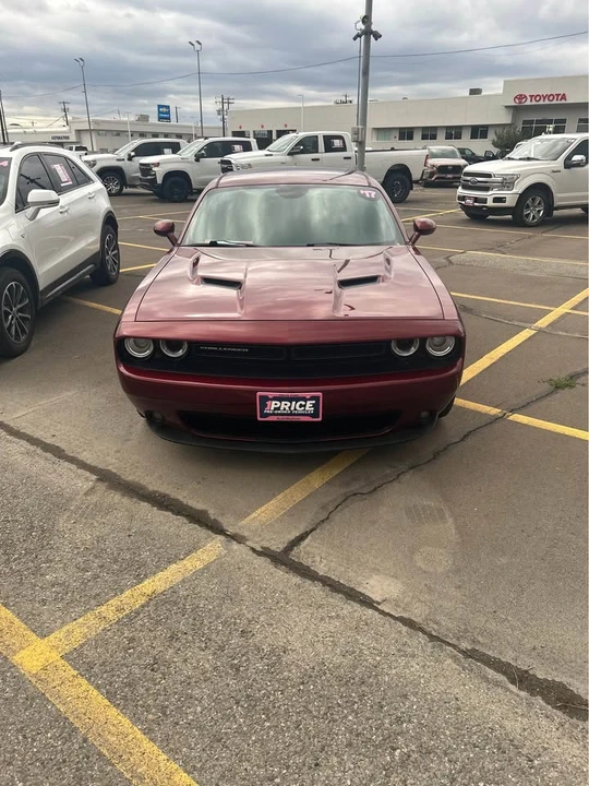 2017 Dodge Challenger 3rd Gen - Image 2 of 7