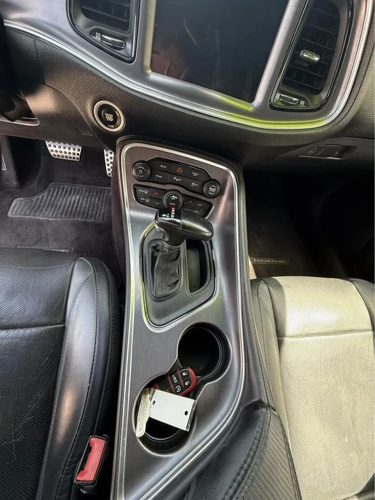 2017 Dodge Challenger 3rd Gen - Image 9 of 15