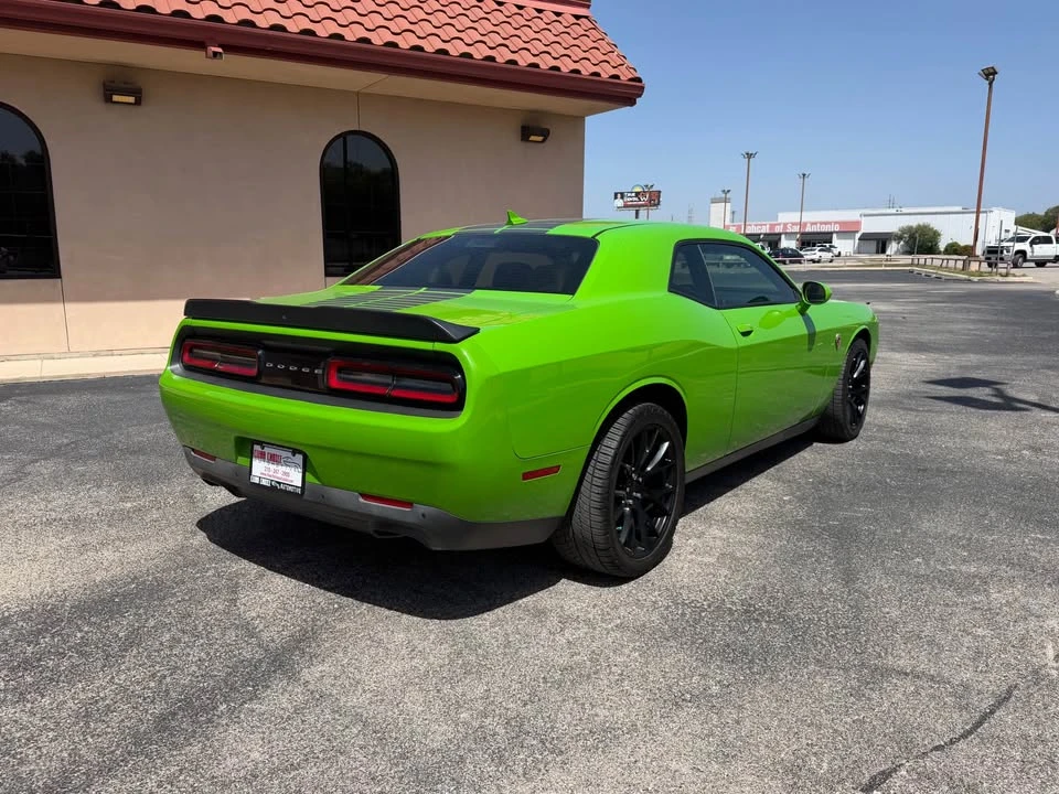 2017 Dodge Challenger 3rd Gen - Image 4 of 6