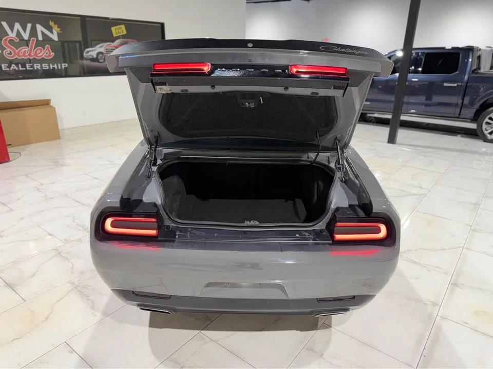 2017 Dodge Challenger 3rd Gen - Image 11 of 19