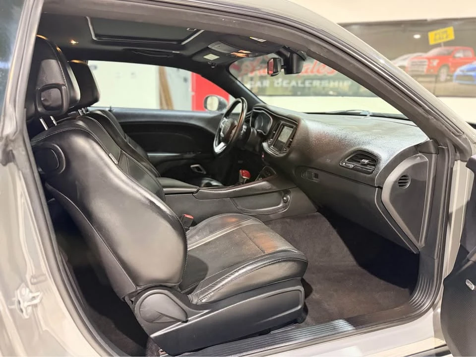 2017 Dodge Challenger 3rd Gen - Image 17 of 19