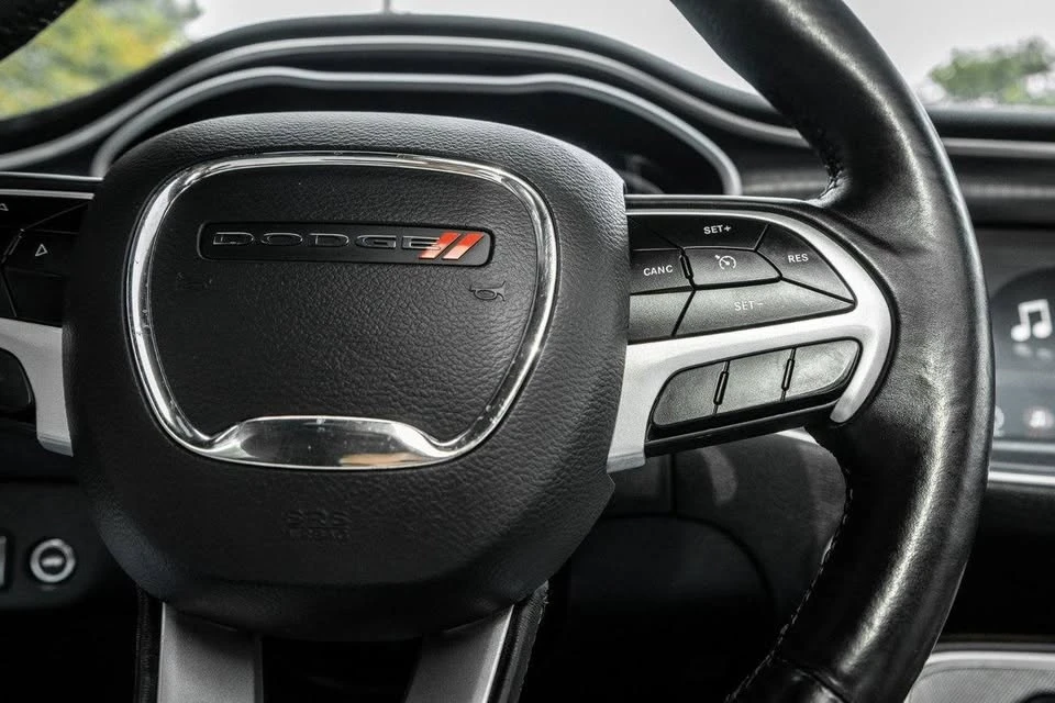 2017 Dodge Challenger 3rd Gen - Image 10 of 20