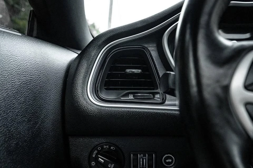 2017 Dodge Challenger 3rd Gen - Image 17 of 20