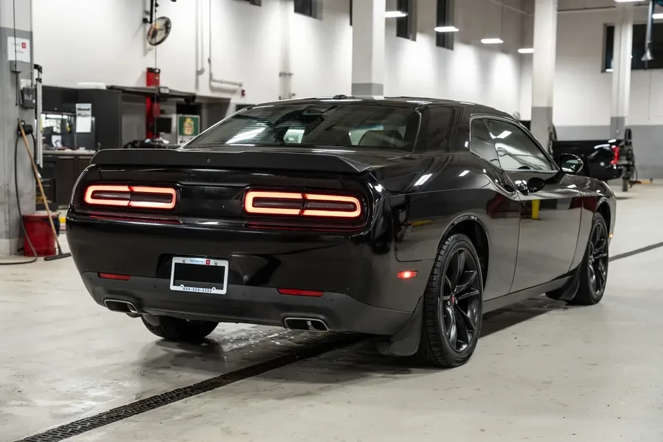 2017 Dodge Challenger 3rd Gen - Image 4 of 18