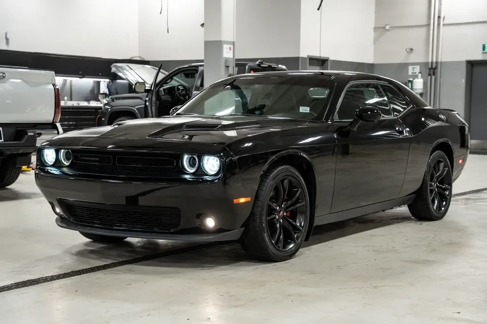 2017 Dodge Challenger 3rd Gen - Image 3 of 18