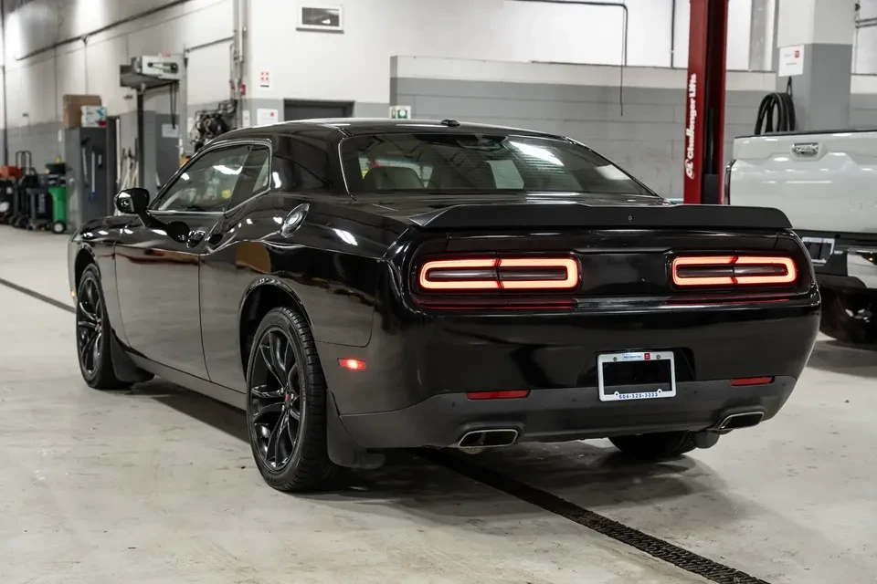 2017 Dodge Challenger 3rd Gen - Image 6 of 18