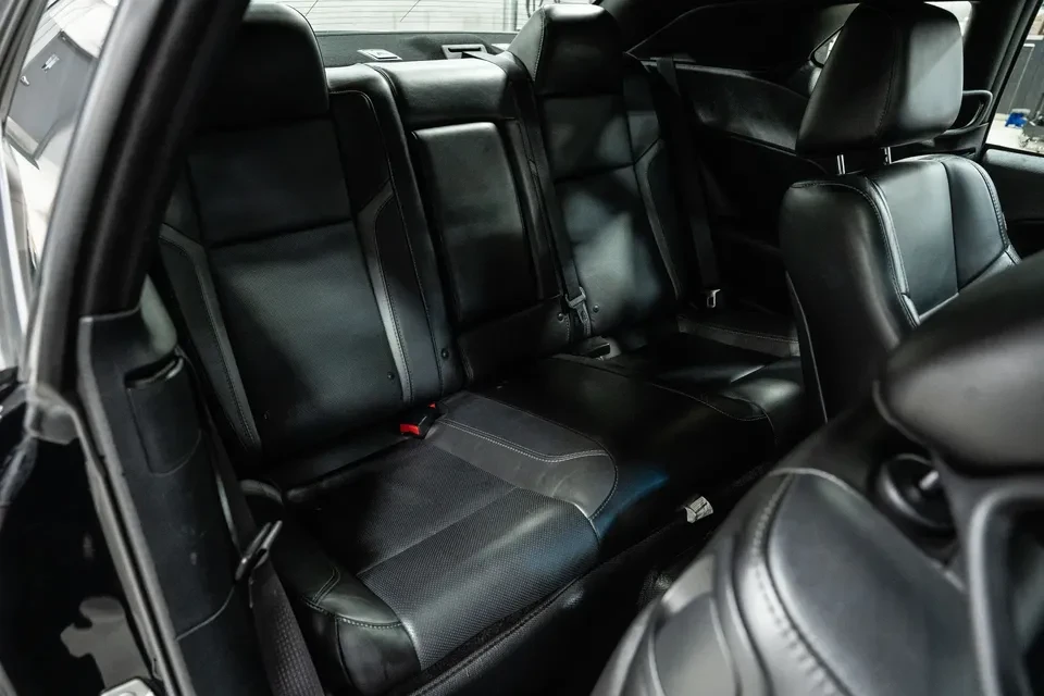 2017 Dodge Challenger 3rd Gen - Image 16 of 18