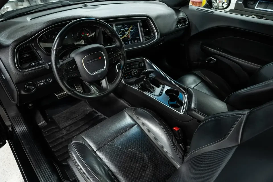 2017 Dodge Challenger 3rd Gen - Image 6 of 13