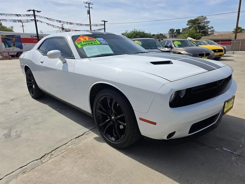2017 Dodge Challenger 3rd Gen - Image 3 of 8