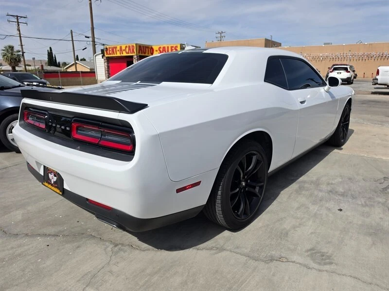 2017 Dodge Challenger 3rd Gen - Image 4 of 8