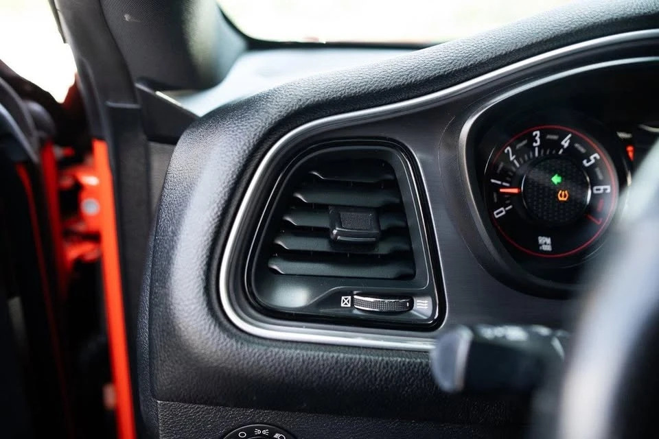 2017 Dodge Challenger 3rd Gen - Image 14 of 19