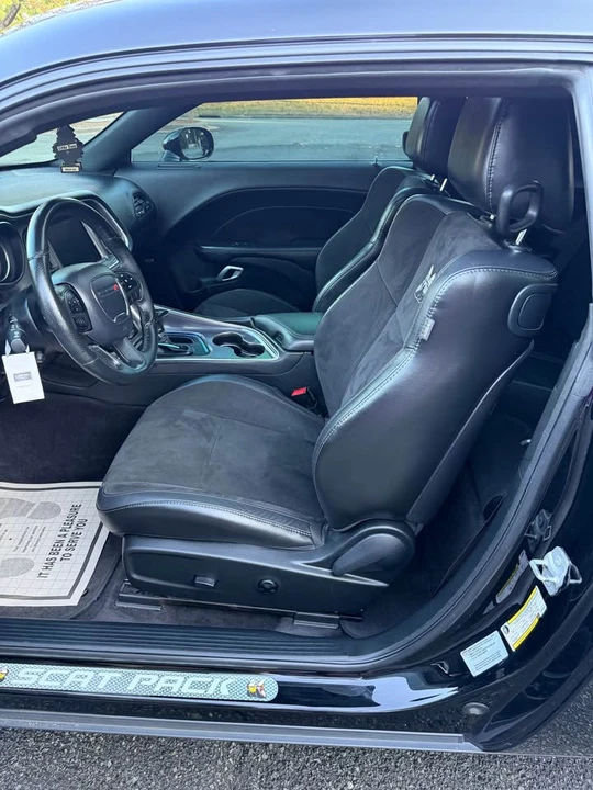 2017 Dodge Challenger SRT8 & 392 3rd Gen - Image 7 of 17