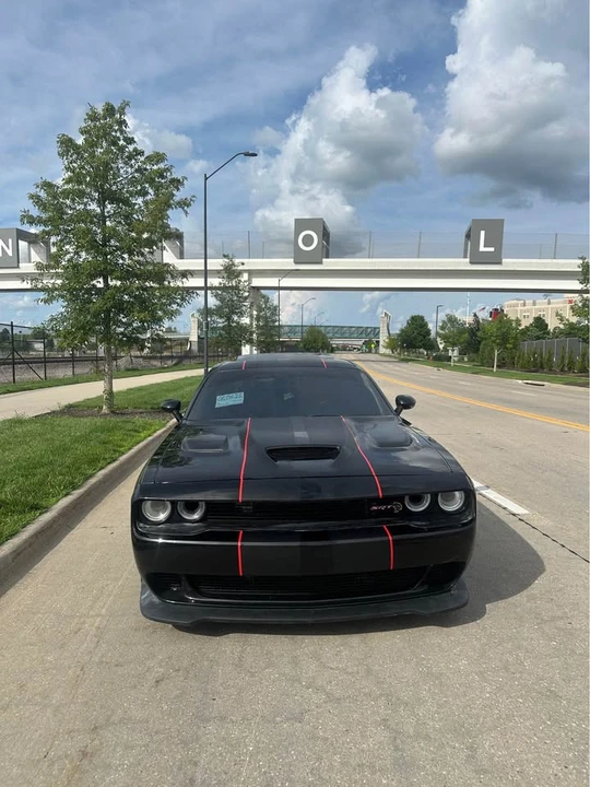 2017 Dodge Challenger SRT Hellcat 3rd Gen - Image 3 of 19