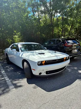 2017 Dodge Challenger SXT