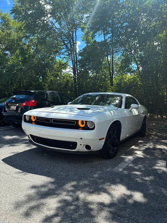 2017 Dodge Challenger 3rd Gen - Image 4 of 9