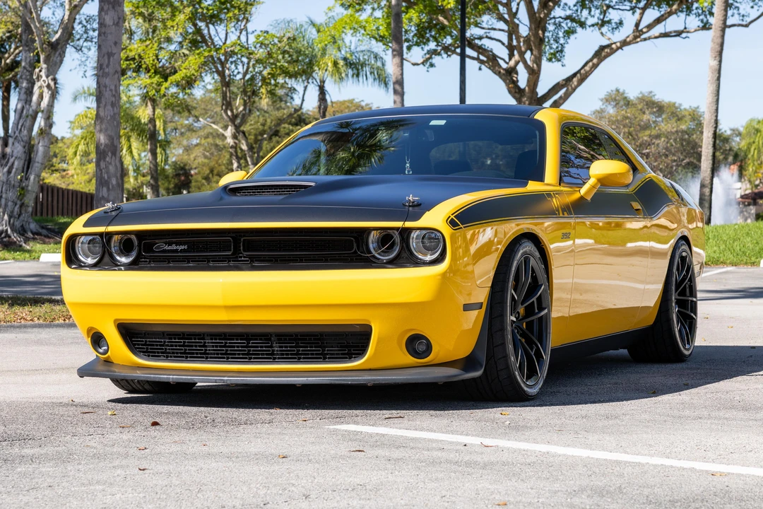 2017 Dodge Challenger SRT8 & 392 3rd Gen - Image 9 of 31
