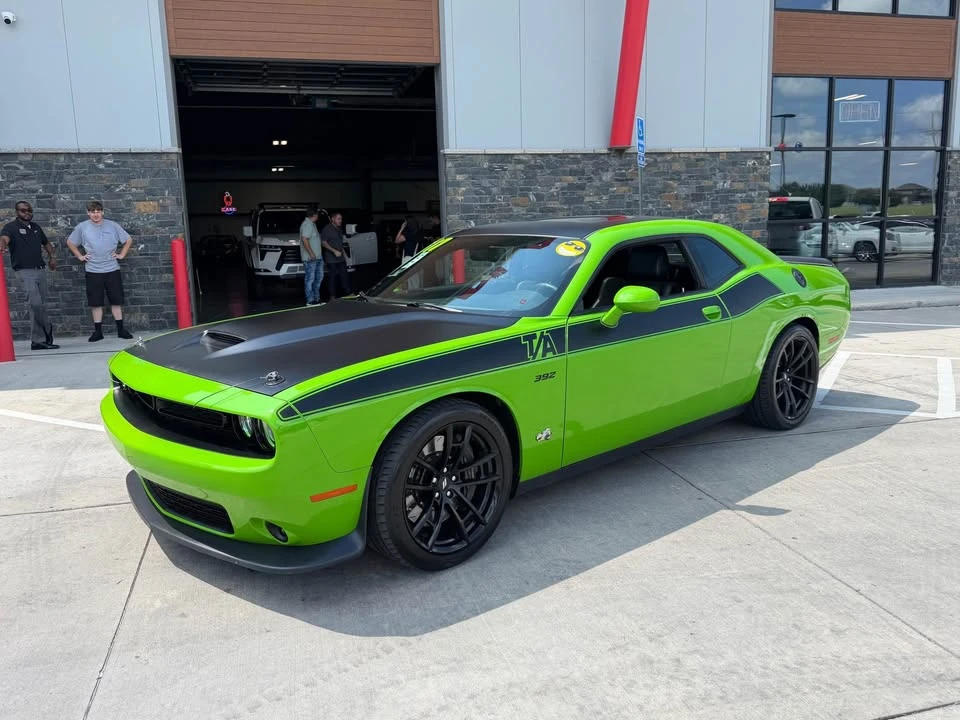 2017 Dodge Challenger SRT8 & 392 3rd Gen - Image 7 of 19