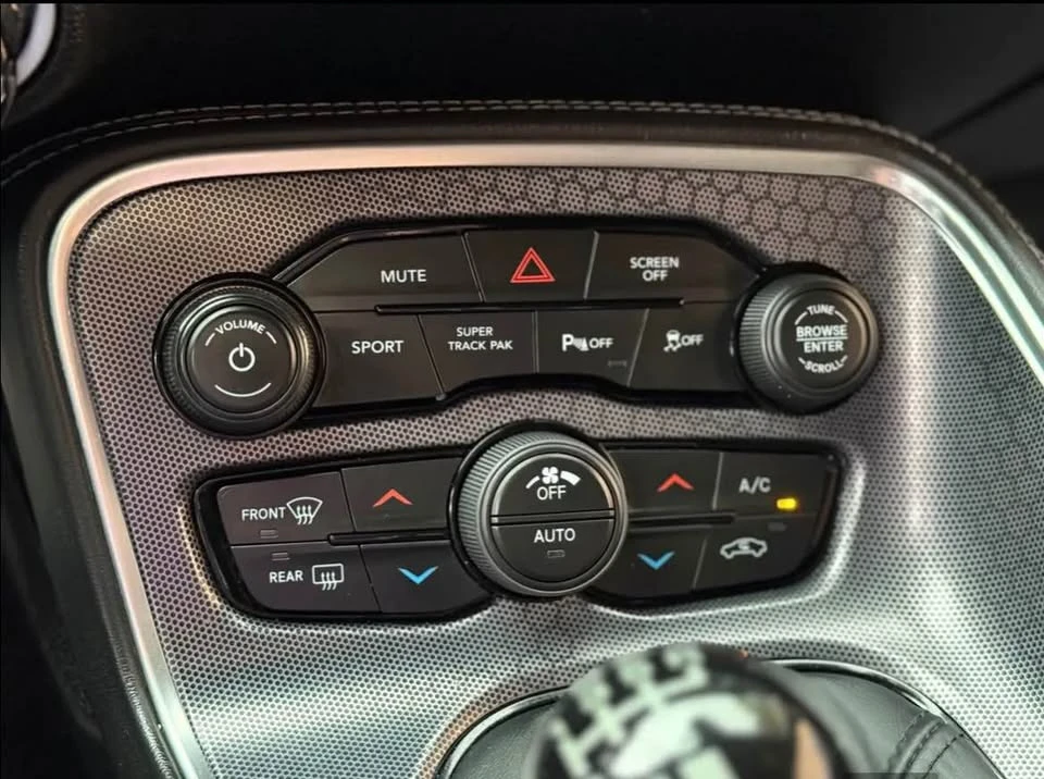 2017 Dodge Challenger SRT8 & 392 3rd Gen - Image 16 of 18