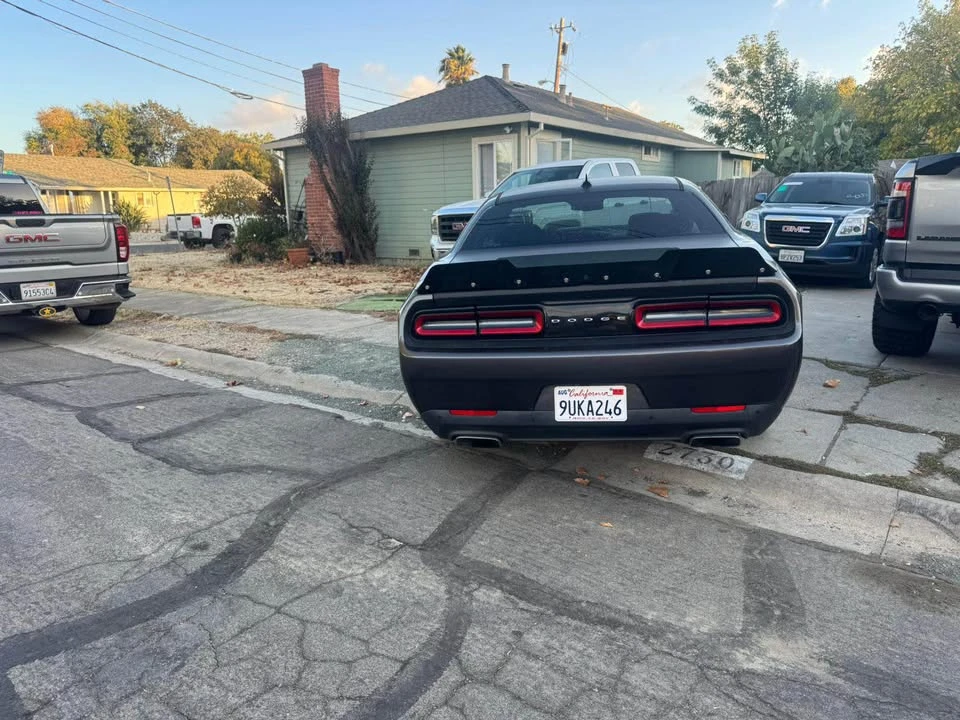 2017 Dodge Challenger 3rd Gen - Image 9 of 14