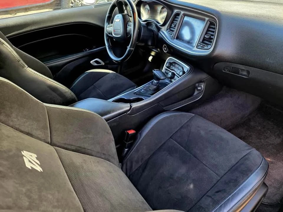 2017 Dodge Challenger 3rd Gen - Image 10 of 12