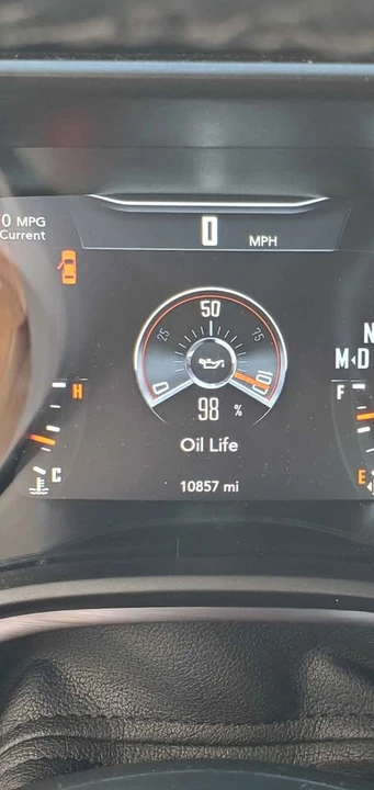 2017 Dodge Challenger 3rd Gen - Image 10 of 20