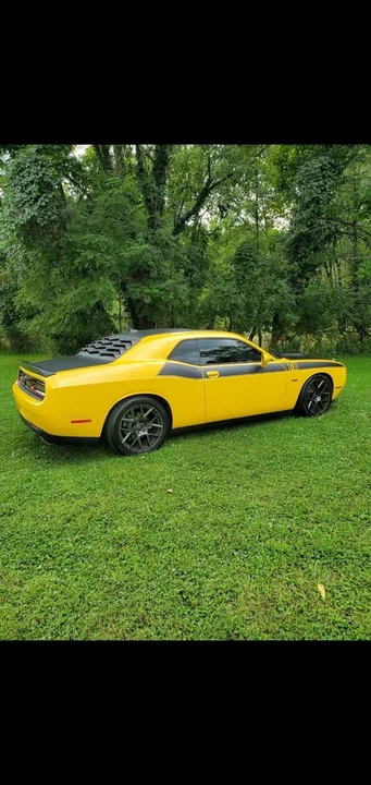 2017 Dodge Challenger 3rd Gen - Image 3 of 20