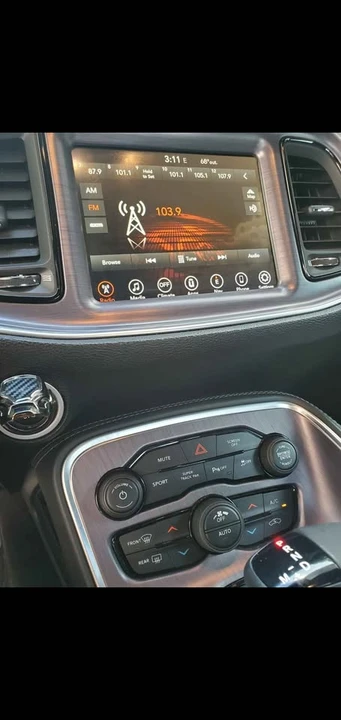2017 Dodge Challenger 3rd Gen - Image 11 of 20
