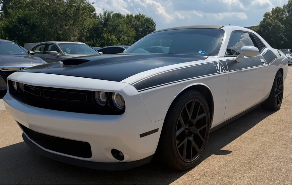 2017 Dodge Challenger 3rd Gen - Image 5 of 9