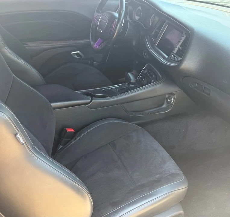 2017 Dodge Challenger 3rd Gen - Image 7 of 9