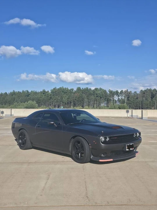 2017 Dodge Challenger SRT8 & 392 3rd Gen - Image 2 of 11