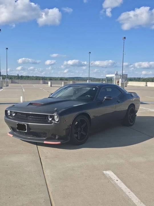 2017 Dodge Challenger SRT8 & 392 3rd Gen - Image 4 of 11