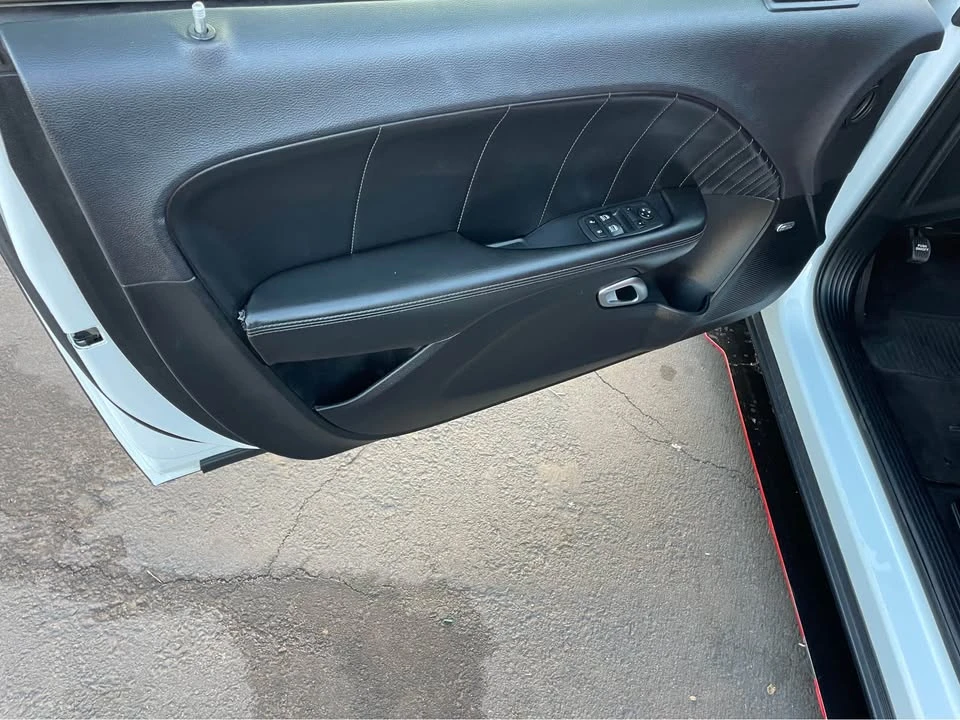2017 Dodge Challenger 3rd Gen - Image 11 of 15