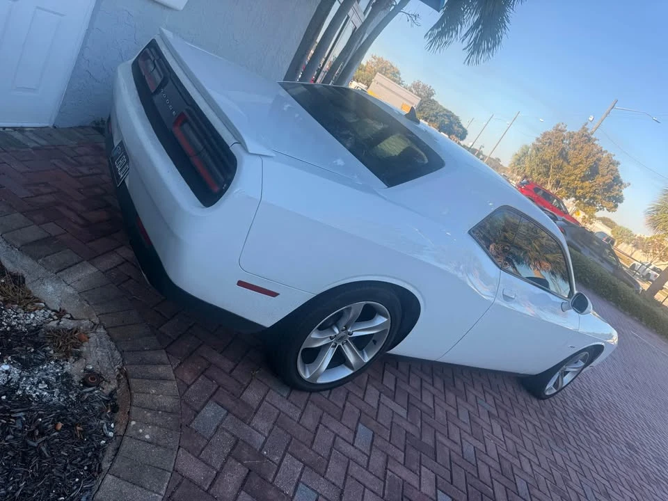 2017 Dodge Challenger 3rd Gen - Image 4 of 8