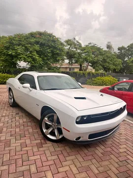 2017 Dodge Challenger V8 RT Hemi