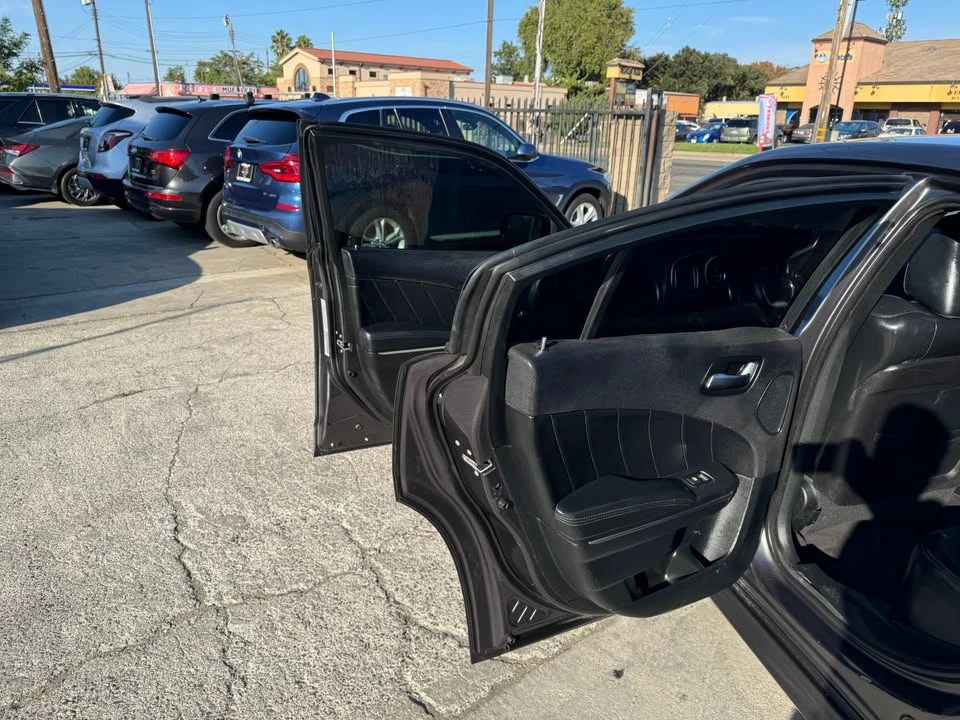 2017 Dodge Charger 7th Gen - Image 14 of 20