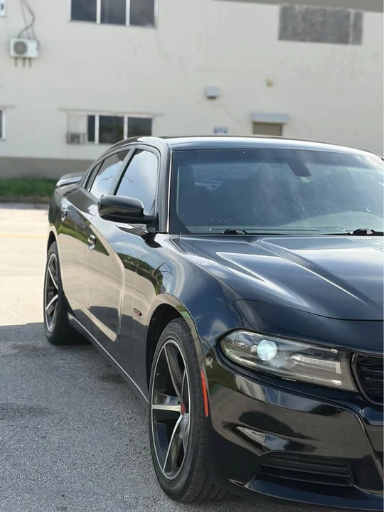 2017 Dodge Charger 7th Gen - Image 6 of 12