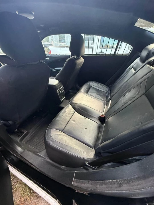 2017 Dodge Charger 7th Gen - Image 5 of 6