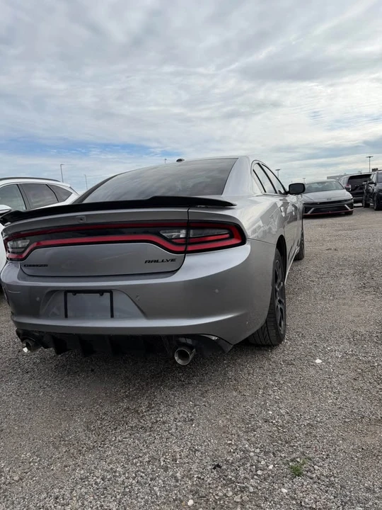 2017 Dodge Charger 7th Gen - Image 5 of 5
