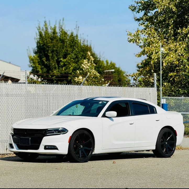 2017 Dodge Charger 7th Gen - Image 3 of 12